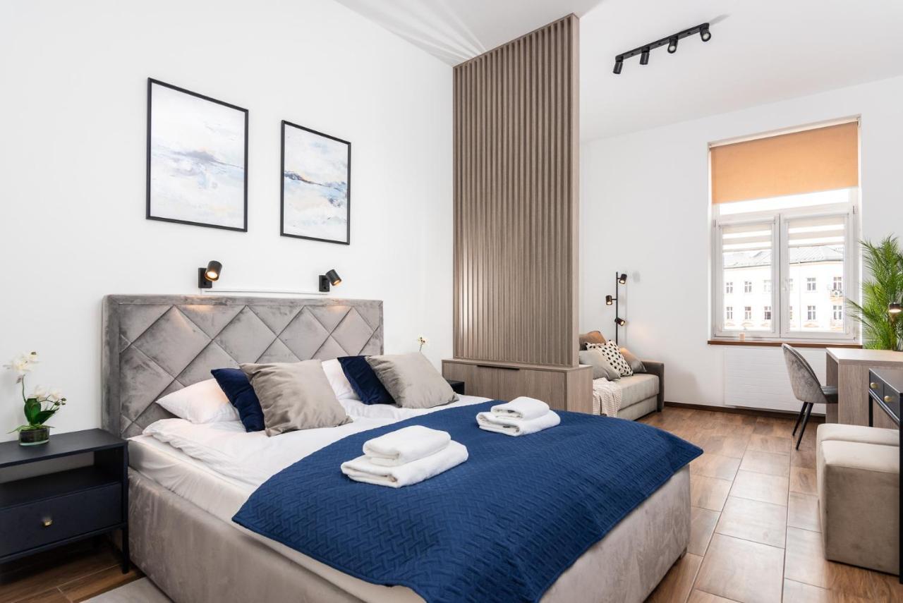 Premium Splendid Old Town Suites - By Upstairs Cracóvia Exterior foto